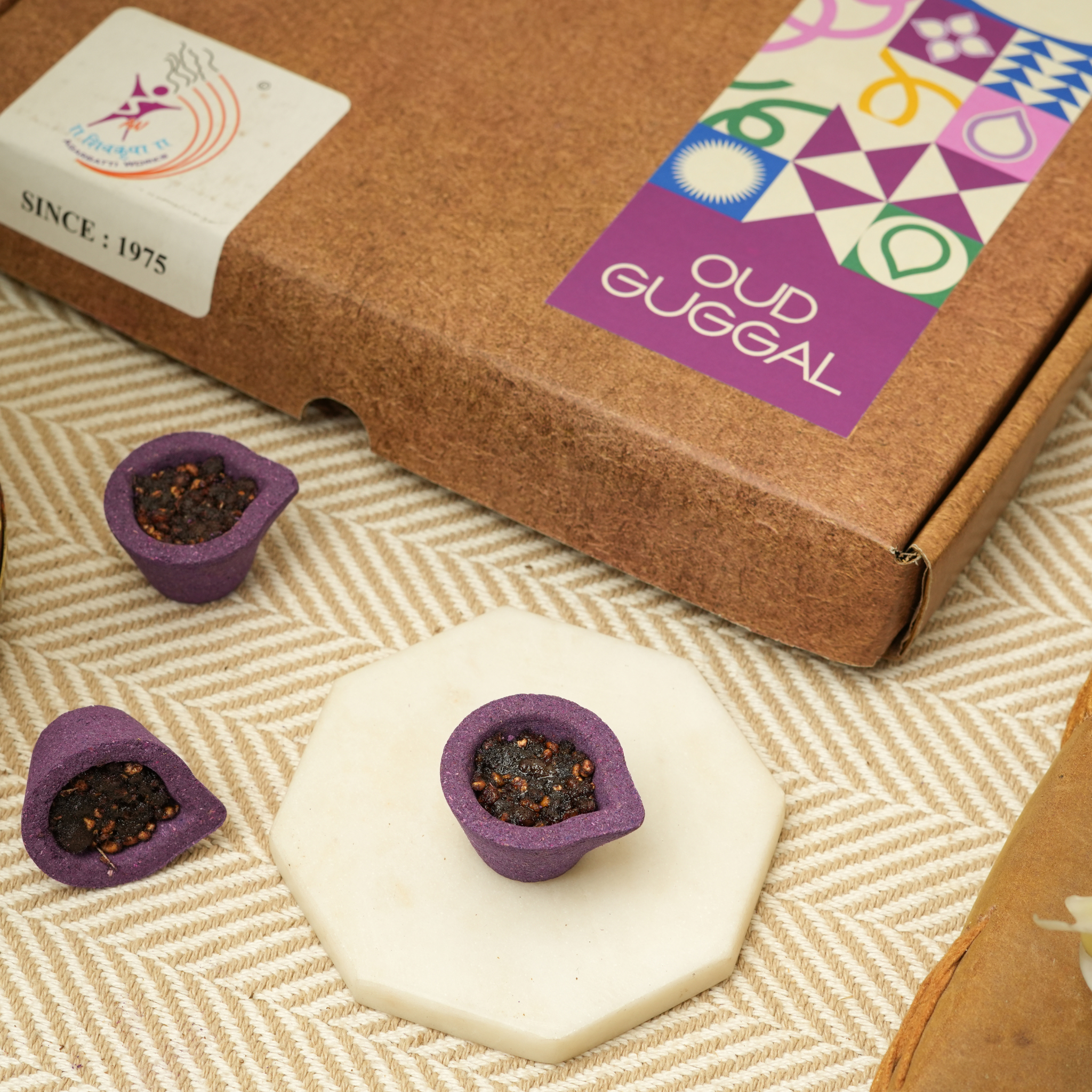 Oud Guggal Havan cup 24pcs